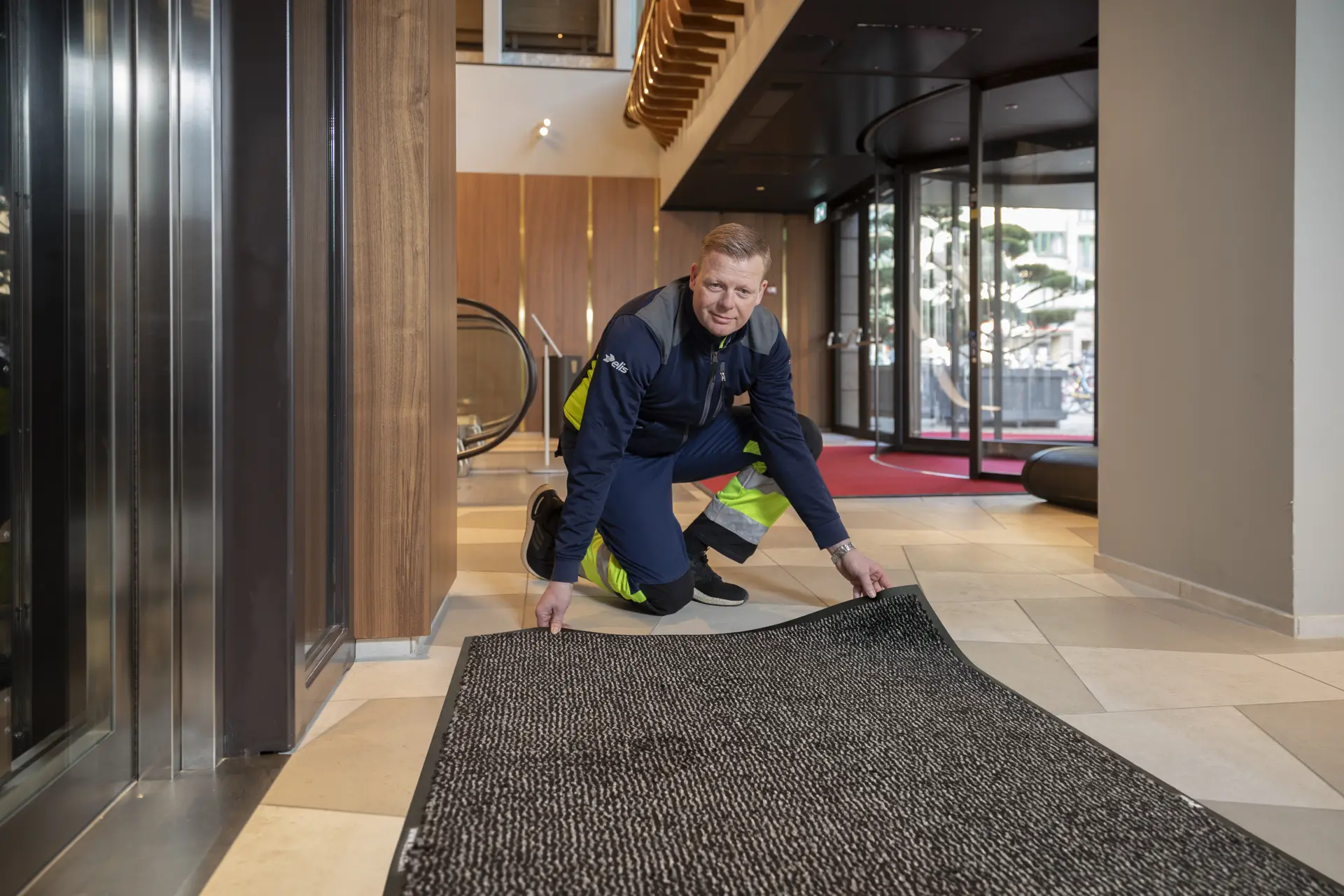 Floor_care_mage