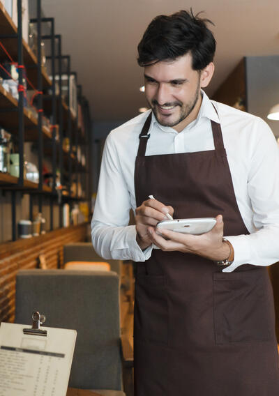 restaurant server 